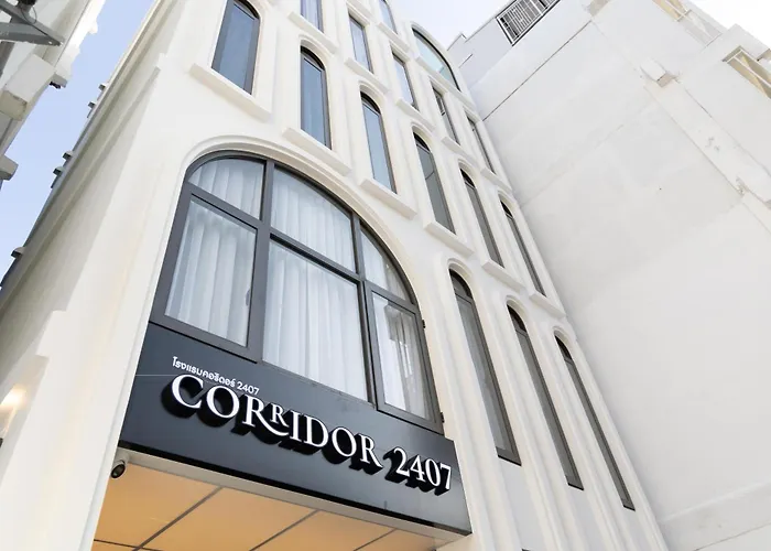 ホテル Corridor 2407 4*